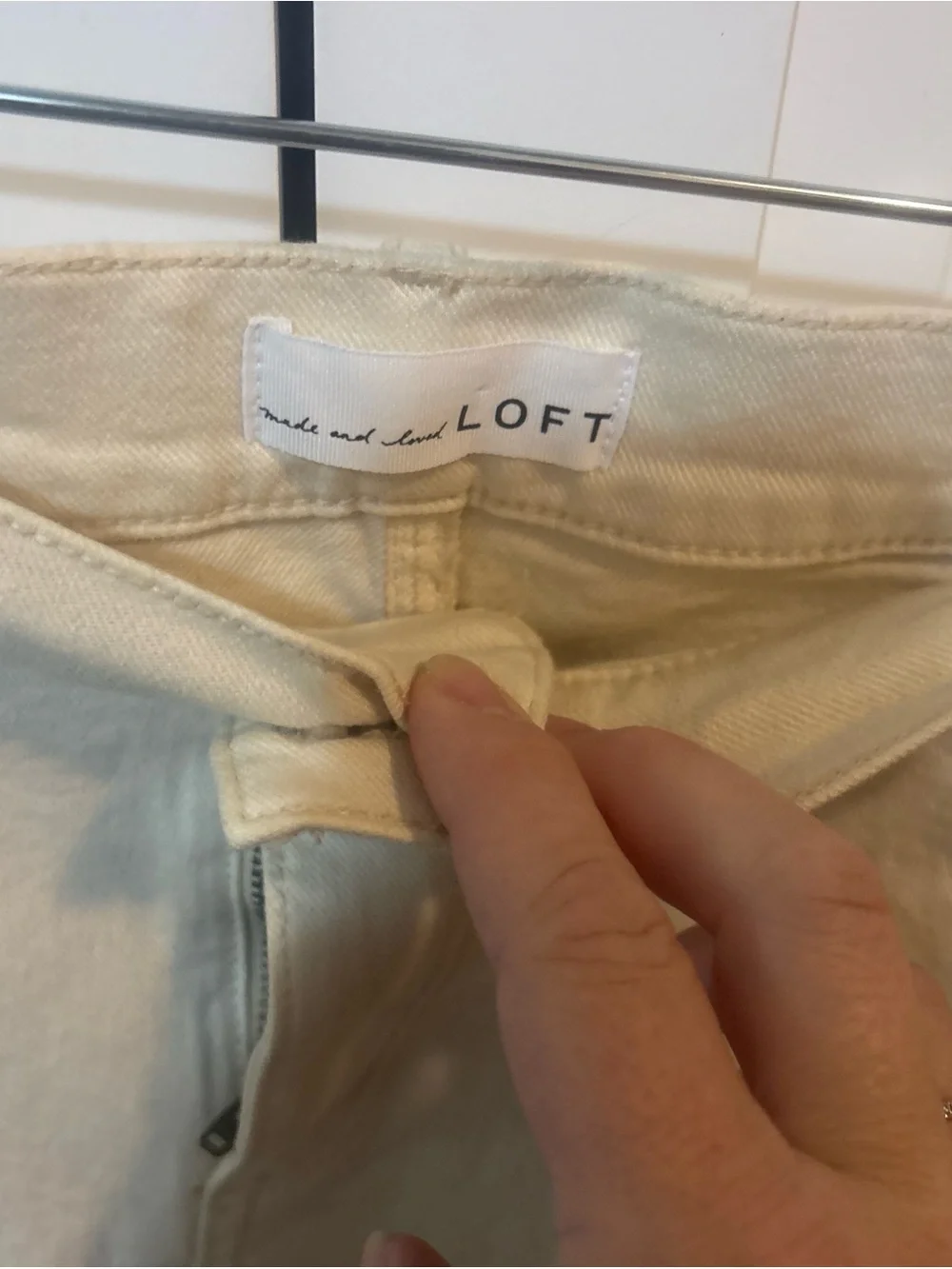 LOFT NWT Cream Denim Shorts Size 10 High Rise Frayed Hem Summer Coastal Grandma